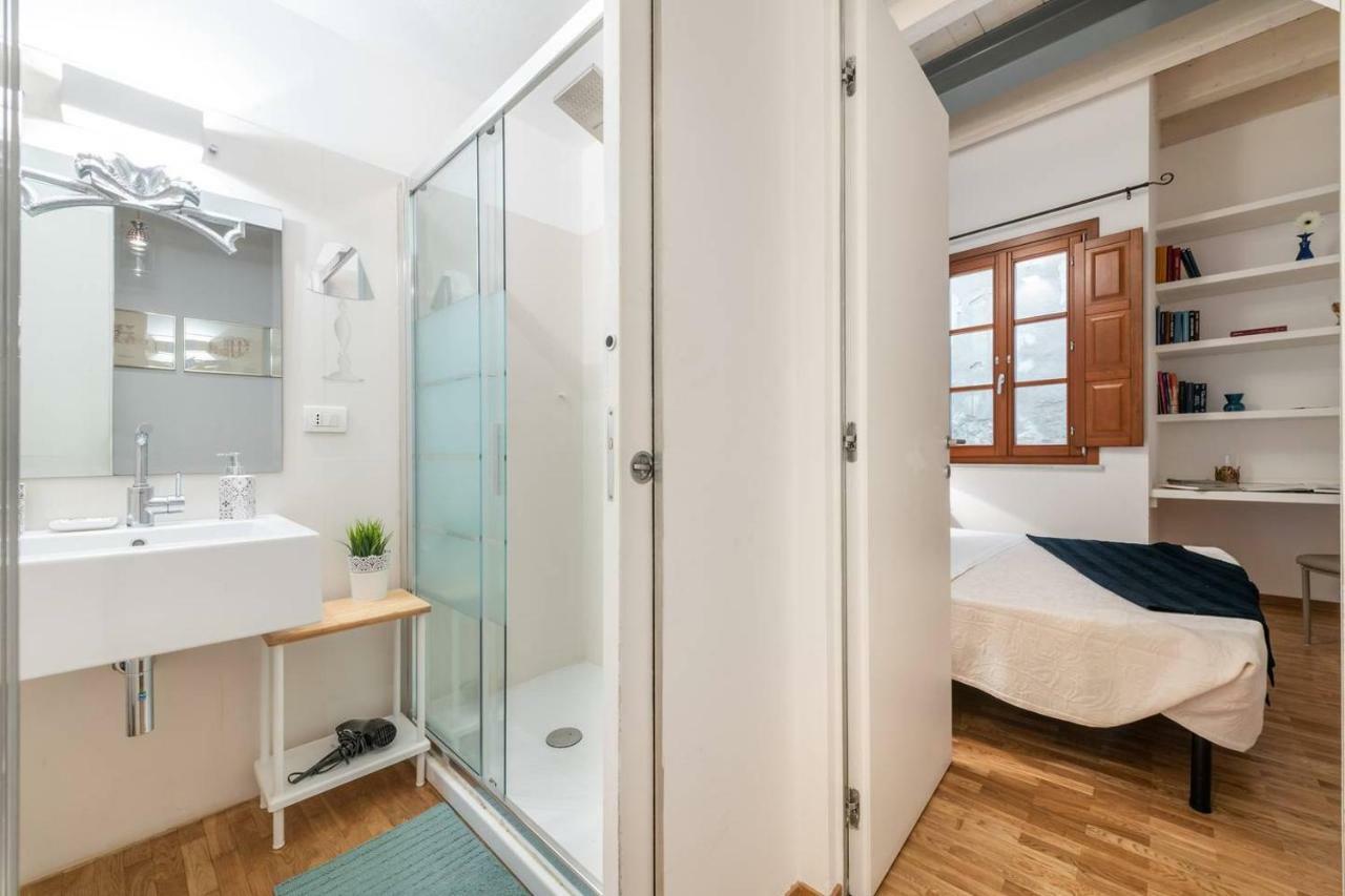 Mirti Boutique Apartment Heart Кальярі Екстер'єр фото