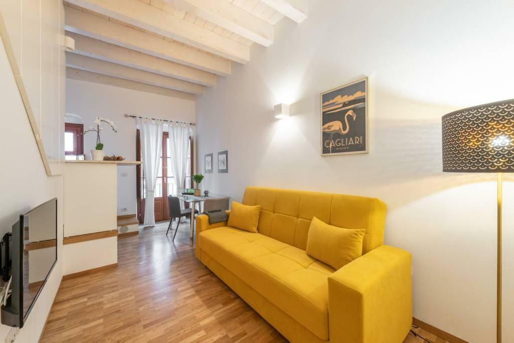Mirti Boutique Apartment Heart Кальярі Екстер'єр фото