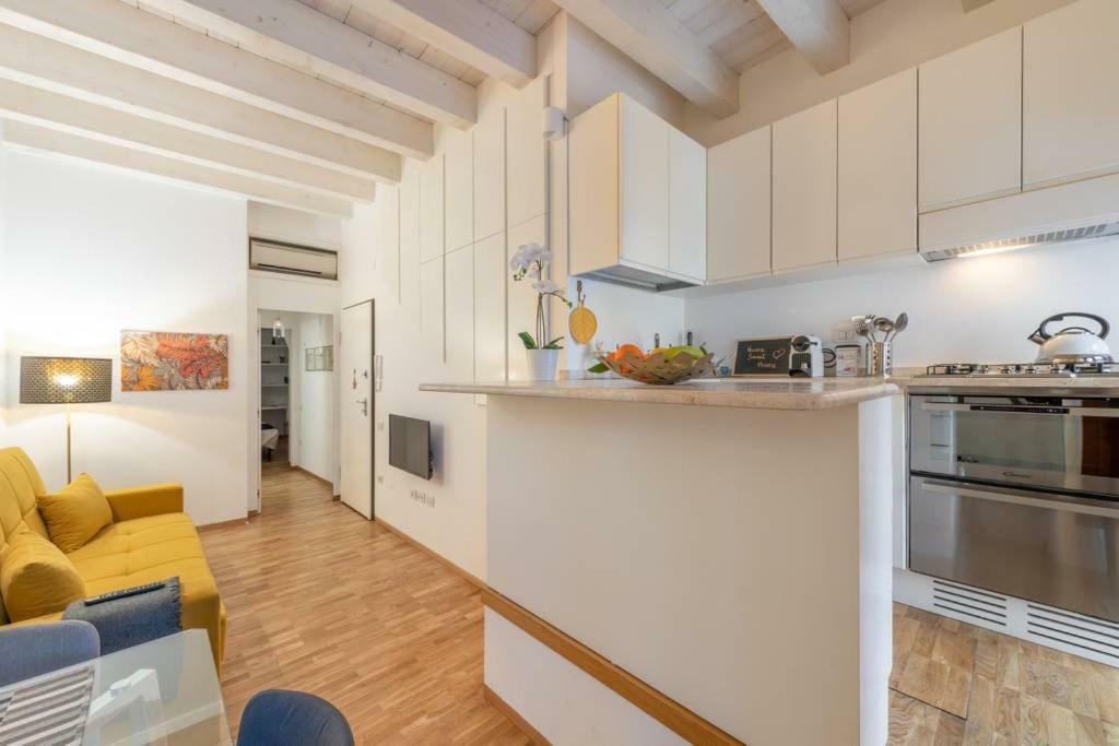 Mirti Boutique Apartment Heart Кальярі Екстер'єр фото